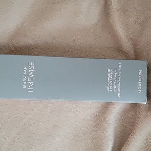 MaryKay TimeWise Age Minimize 3D 4-in-1 Cleanser